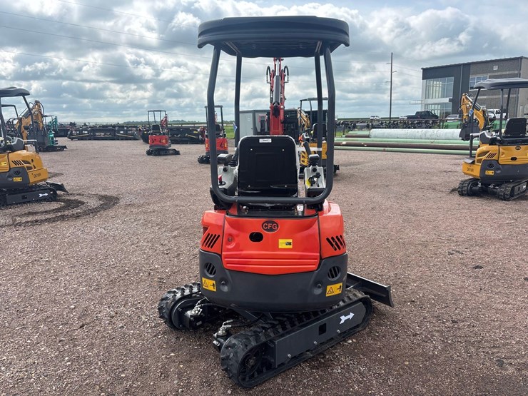 unused-2025-cfg-qk20r-mini-excavator-image-4
