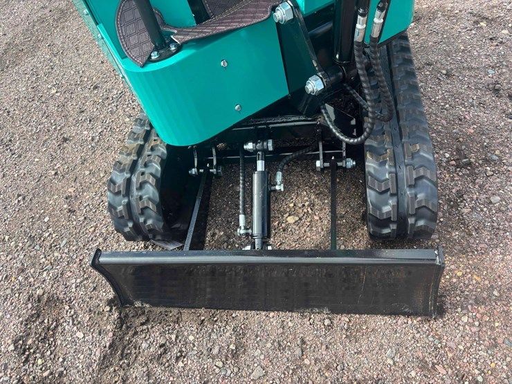 unused-2025-cfg-h15r-mini-excavator-image-10