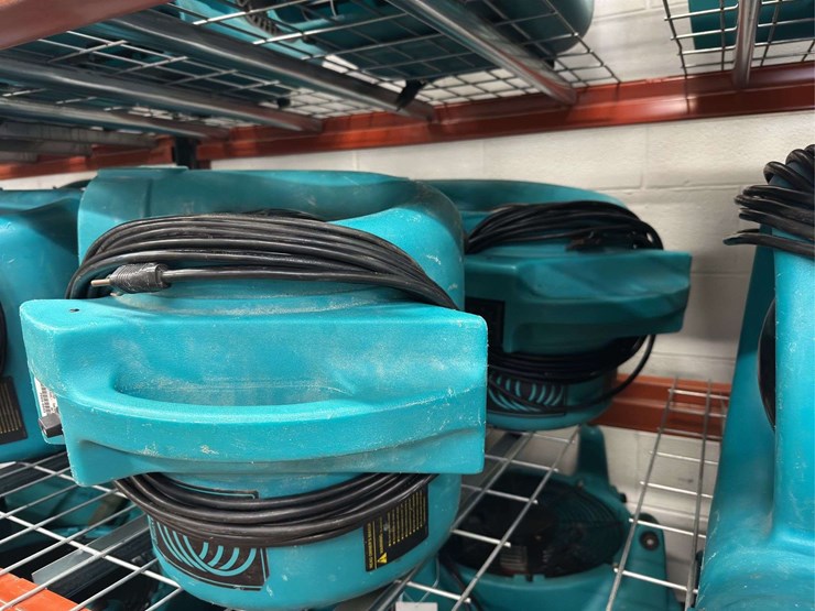 (2)-service-master-turbo-dryers-image-3