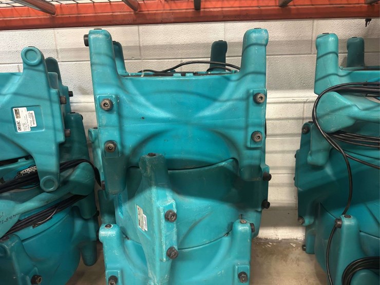 (3)-service-master-ace-turbo-dryers-image-1