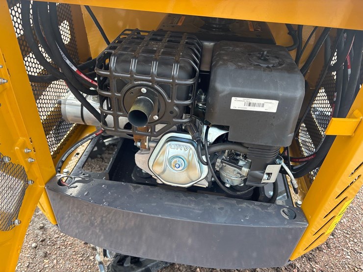 unused-2025-cfg-mx12rx-mini-excavator-image-13