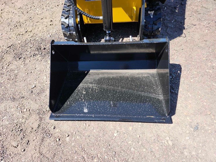 unused-2025-agt-mx-mrt14-compact-track-loader-image-5