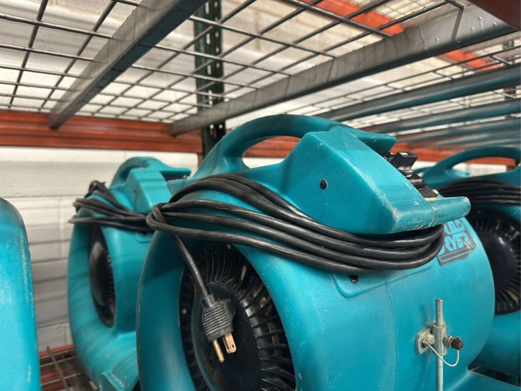 (2)-service-master-turbo-dryers-image-4