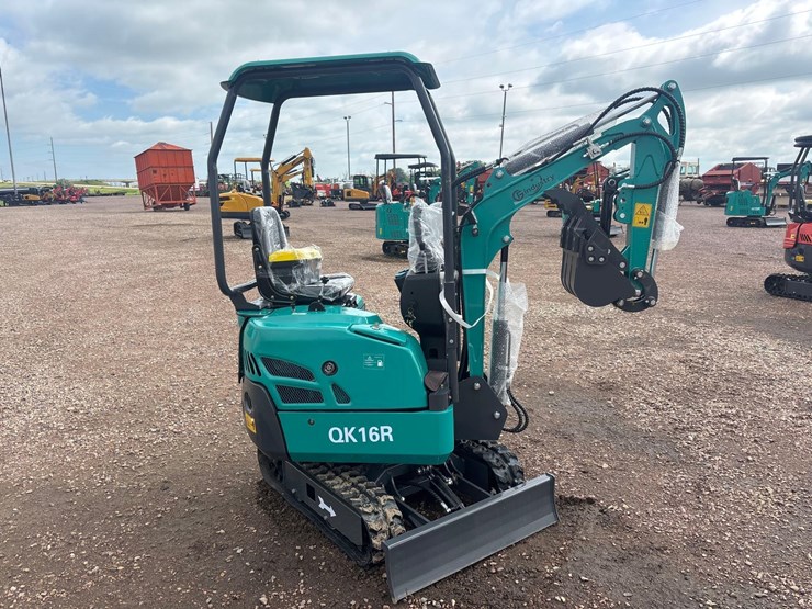 unused-2025-cfg-qk16r-mini-excavator-image-3