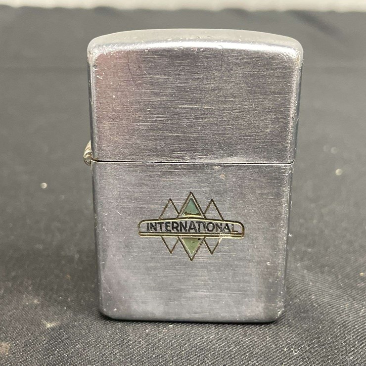 International Trucks Lighter