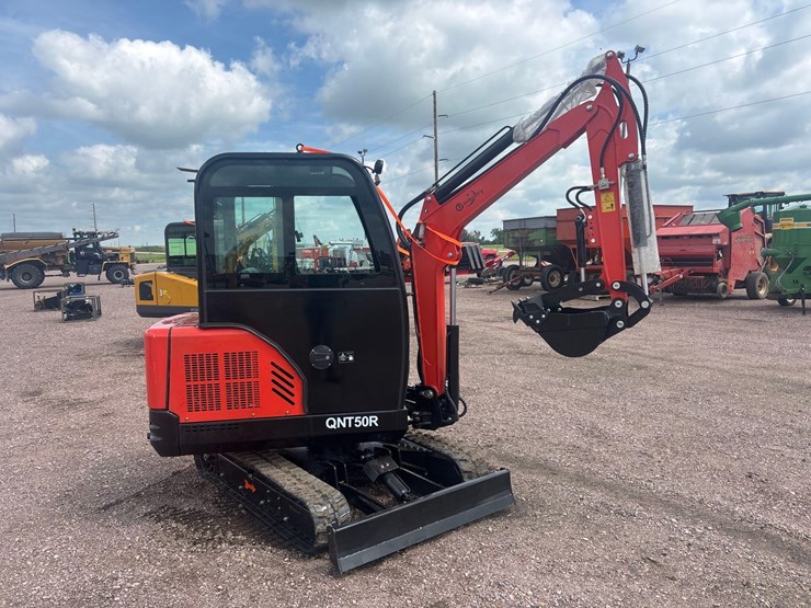 unused-2025-cfg-qnt50r-mini-excavator-image-3