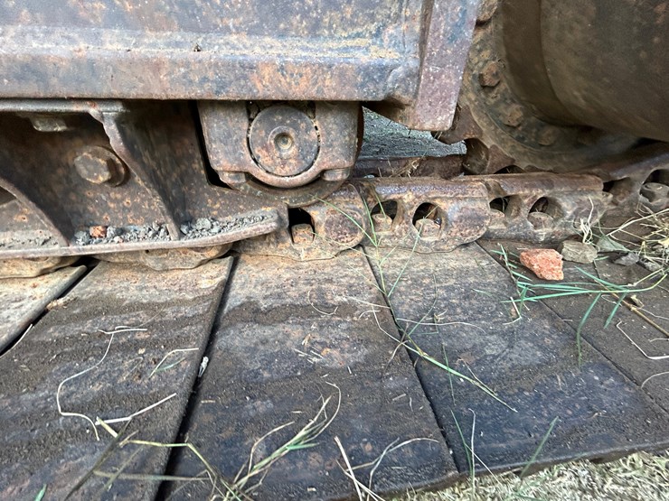 caterpillar-325l-image-10