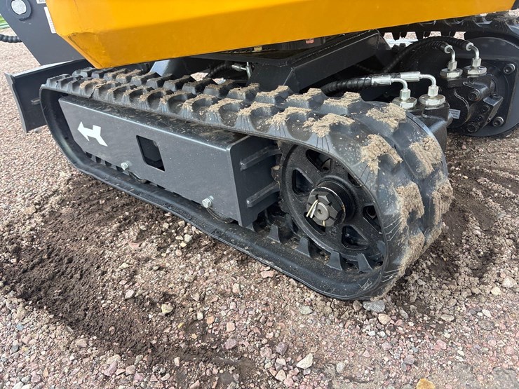 unused-2025-cfg-qk18r-mini-excavator-image-5