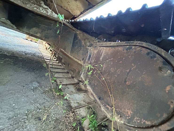 caterpillar-325l-image-29
