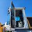 2017-liebherr-l586-image-14