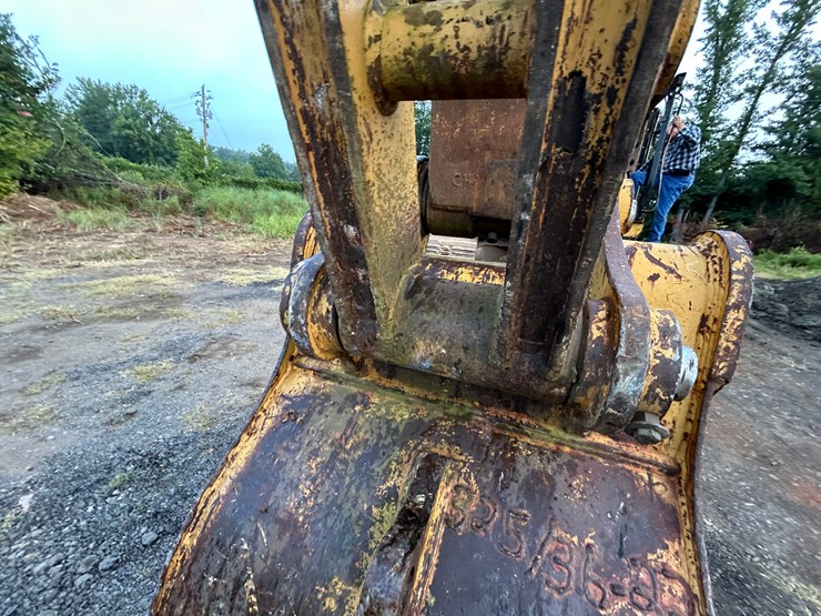 caterpillar-325l-image-59