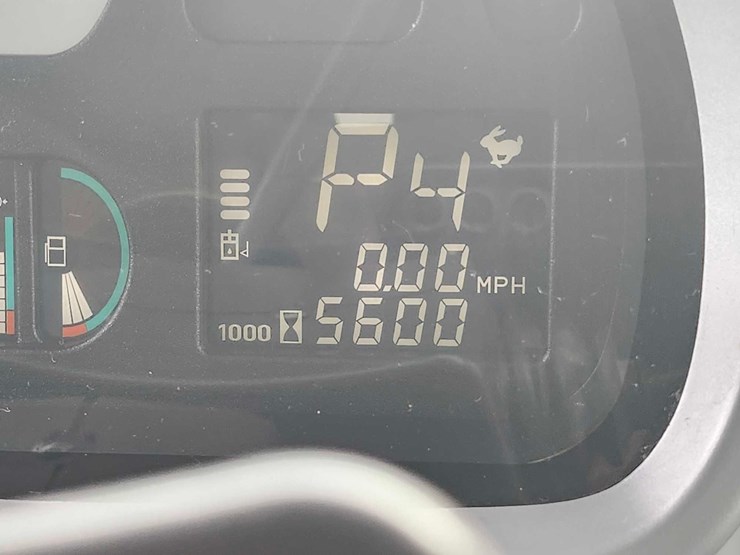2012-challenger-mt645d-image-40
