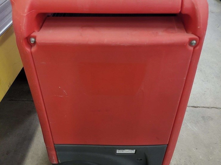 dri-eaz-dehumidifier...model:f410-be-image-3