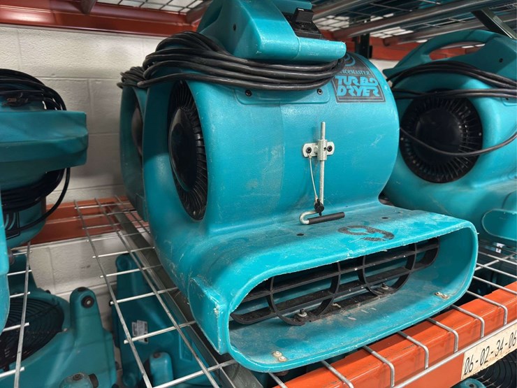 (2)-service-master-turbo-dryers-image-1
