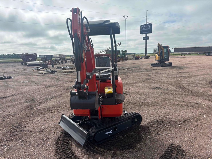 unused-2025-cfg-qk20r-mini-excavator-image-3