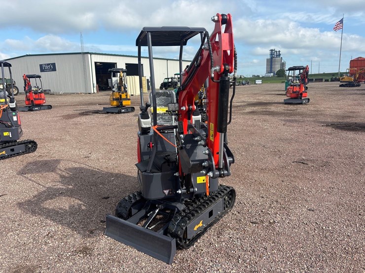 unused-2025-cfg-mx15rx-mini-excavator-image-2