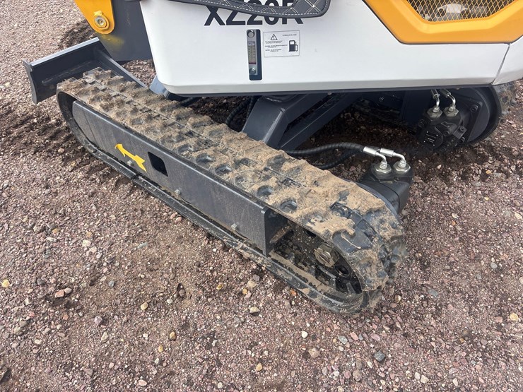 unused-2025-cfg-xz20r-mini-excavator-image-6