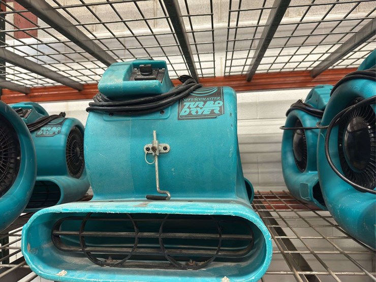 (2)-service-master-turbo-dryers-image-4