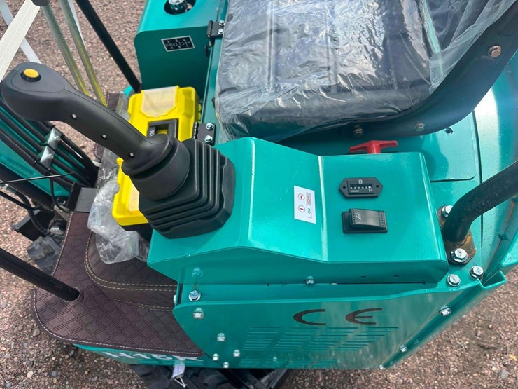 unused-2025-cfg-h15r-mini-excavator-image-8
