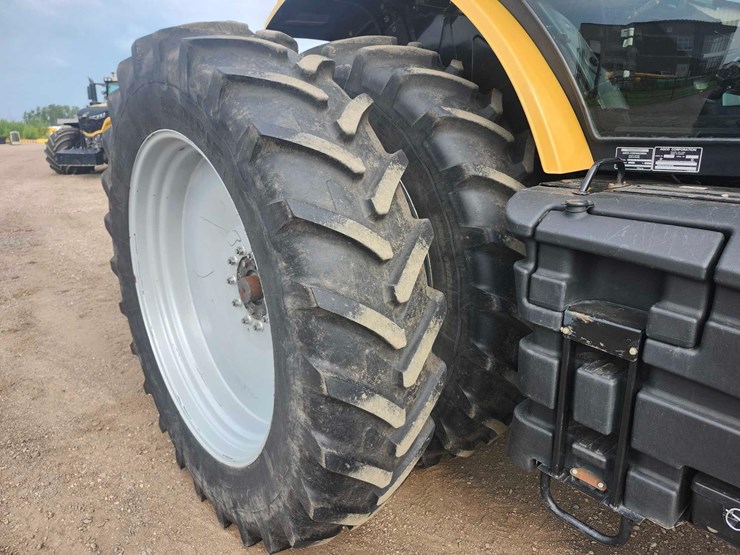 2012-challenger-mt645d-image-29