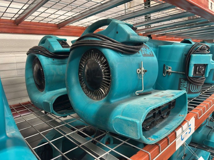 (2)-service-master-turbo-dryers-image-4