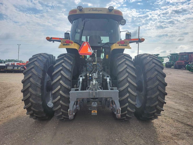 2012-challenger-mt645d-image-12