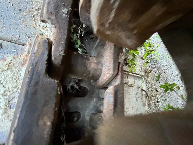caterpillar-325l-image-21