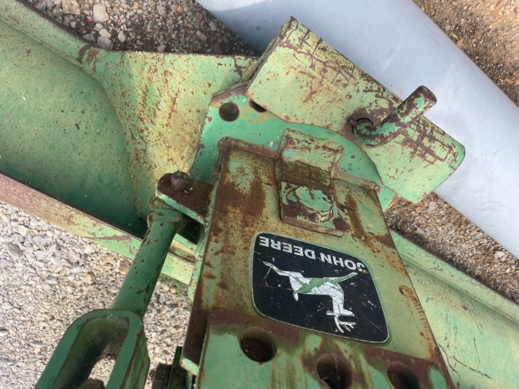 john-deere-115-image-8