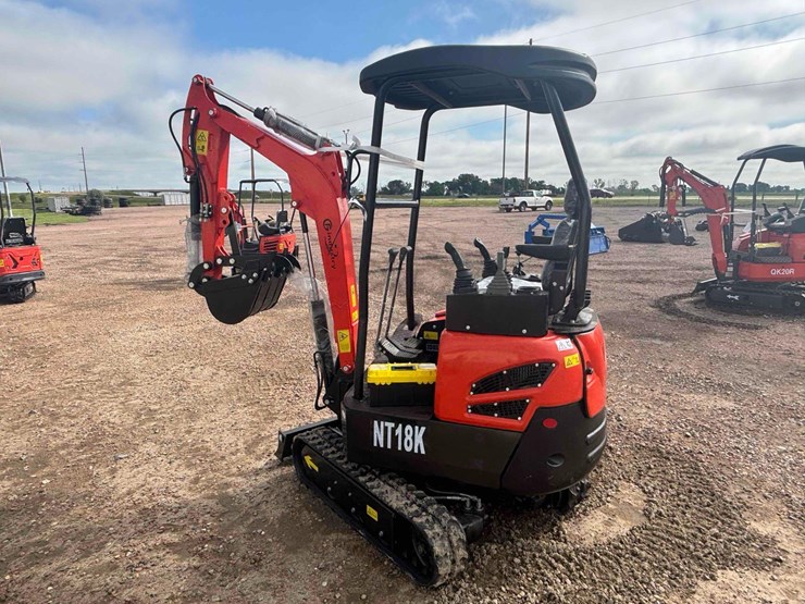 unused-2025-cfg-nt18k-mini-excavator-image-1