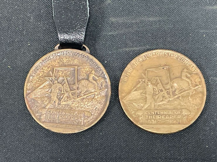 (2)-1931-centennial-of-the-reaper-coin-+-watch-fob-image-4