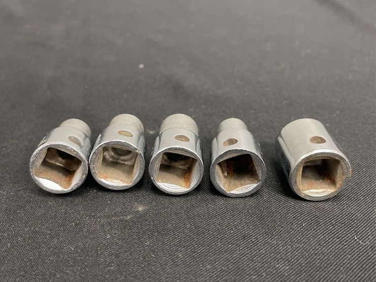 (5)-ih-sockets-image-4