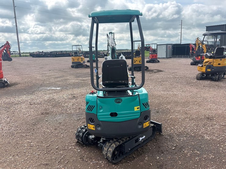 unused-2025-cfg-qk16r-mini-excavator-image-4