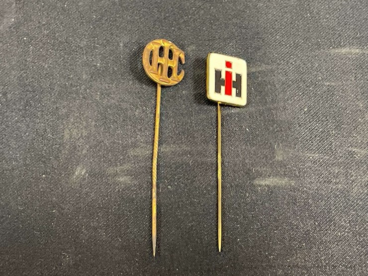 (2)-ihc-straight-pins-image-1