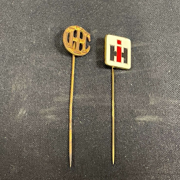 (2) IHC Straight Pins