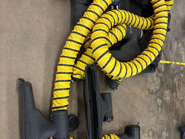 dri-eaz-air-wolf-commercial-blower-fan,-hoses,-and-attachments…model:-f228-image-1