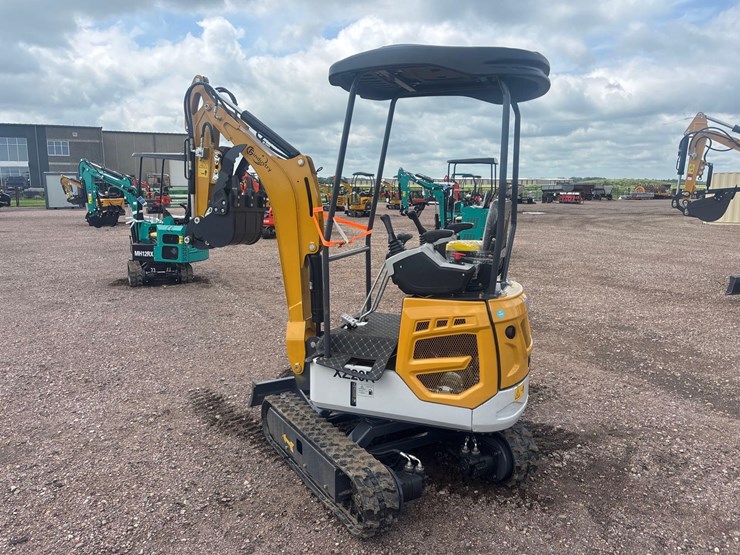 unused-2025-cfg-xz20r-mini-excavator-image-1