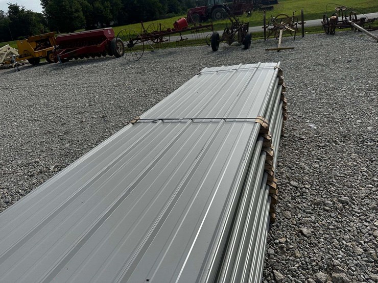 (25)-ash-gray-pole-barn-siding-image-3