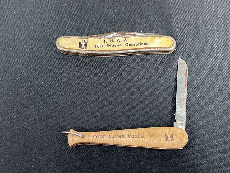 (2)-ih-fort-wayne-pocket-knives-image-3