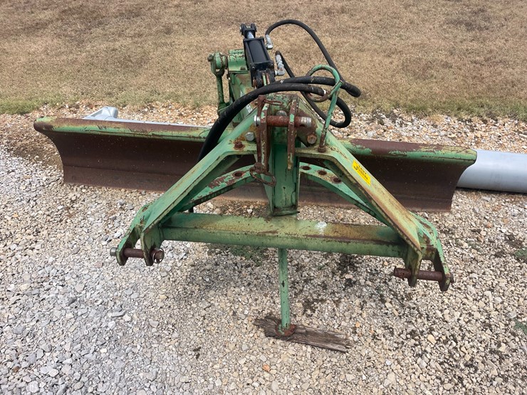 john-deere-115-image-12