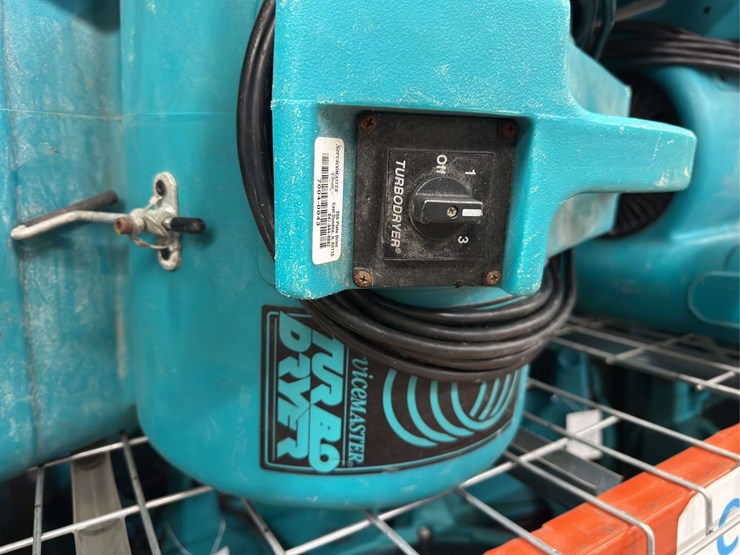 (2)-service-master-turbo-dryers-image-5