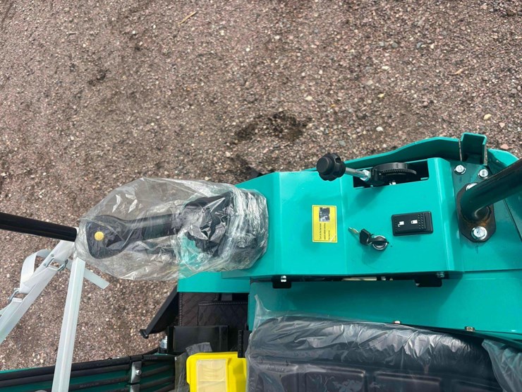 unused-2025-cfg-h15r-mini-excavator-image-7