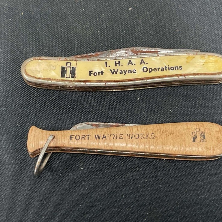 (2) IH Fort Wayne Pocket Knives