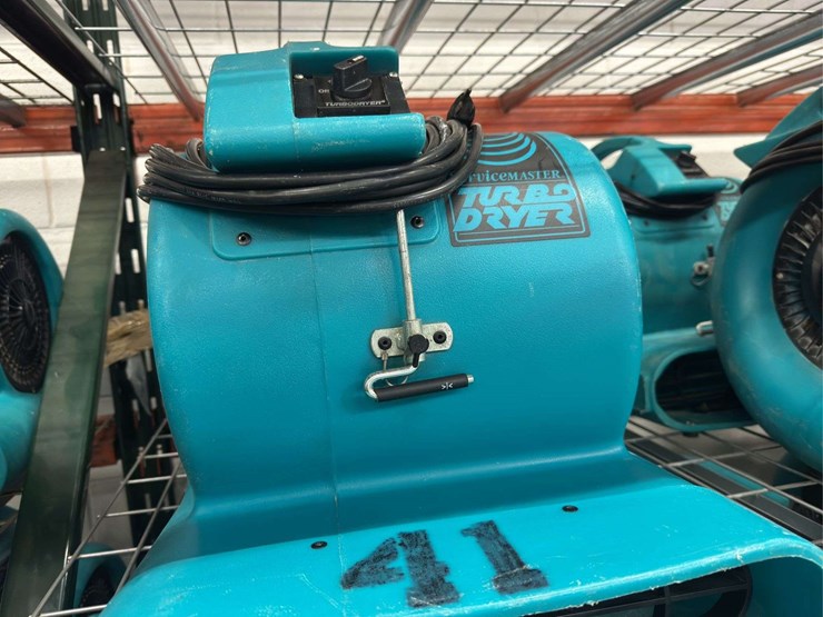 (2)-service-master-turbo-dryers-image-5
