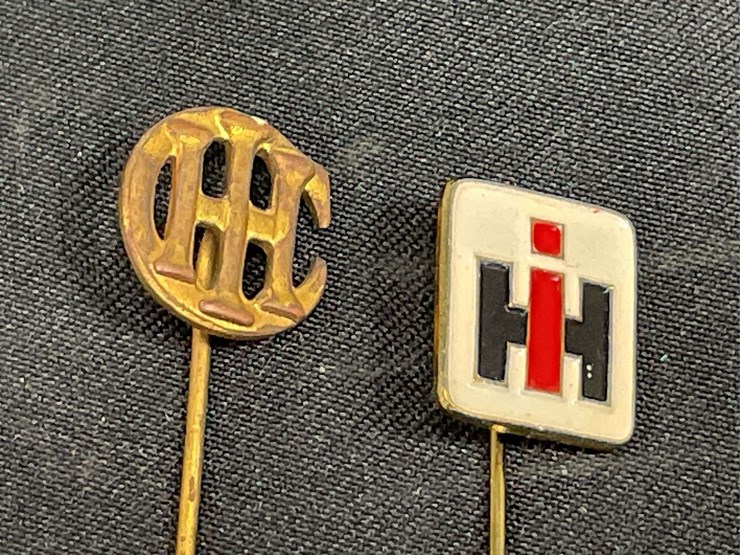 (2)-ihc-straight-pins-image-2