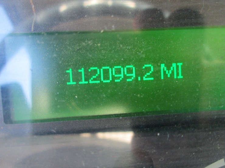 2016-freightliner-108sd-image-44