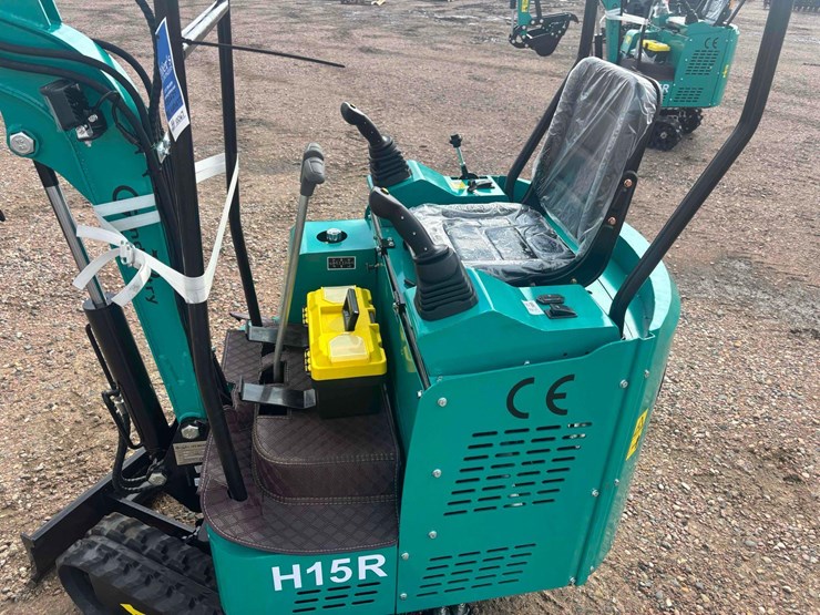 unused-2025-cfg-h15r-mini-excavator-image-7