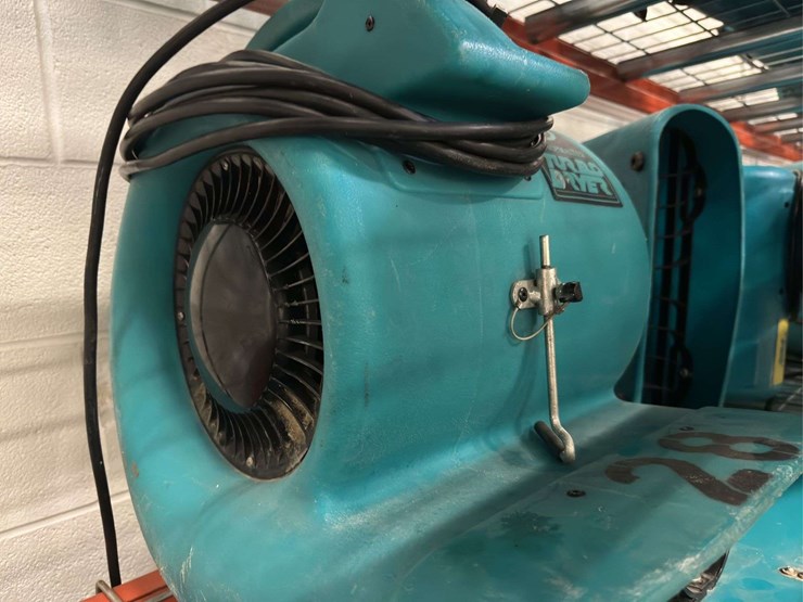 (3)-service-master-turbo-dryers-image-4