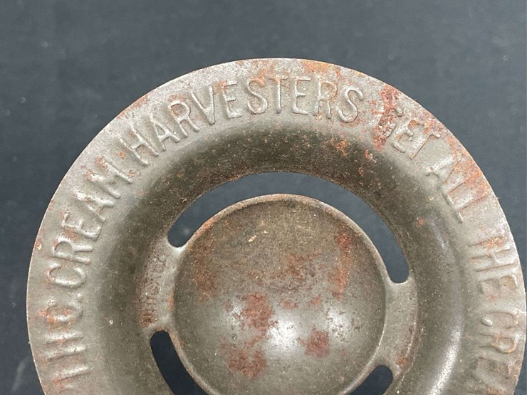 (2)-centennial-of-the-reaper-coin-+-ihc-egg-separator-image-6