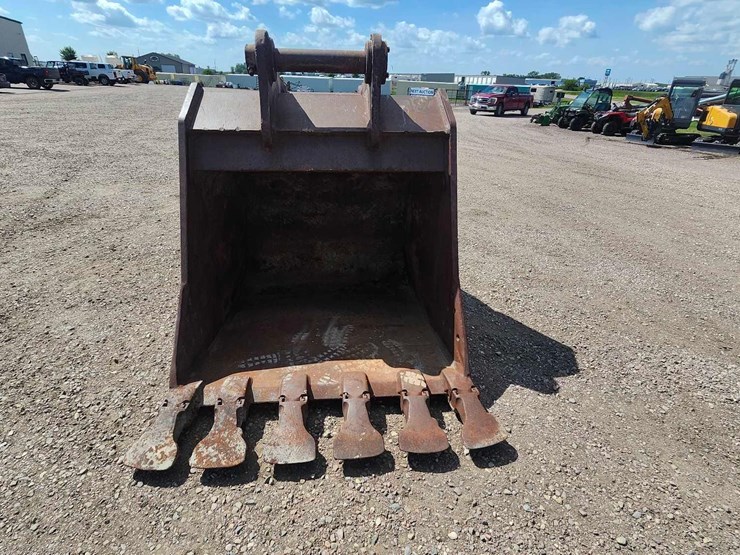 gp-excavator-bucket-image-5