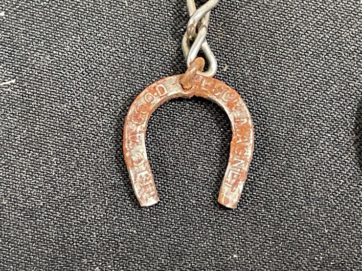 ihc-good-luck-charm-+-horseshoe-image-3